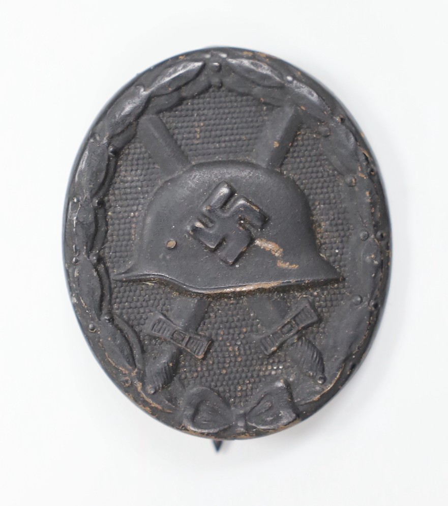 German Third Reich - two wound badges, original pins